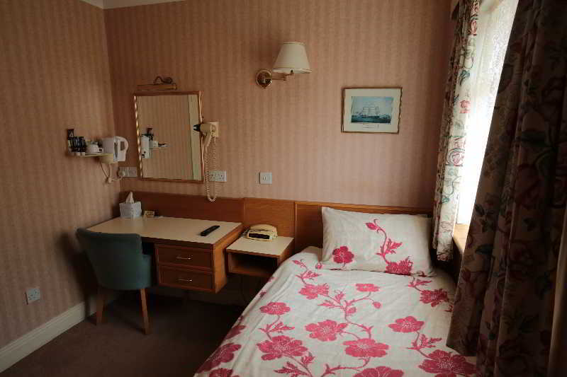 Fernbank Hotel Basingstoke Zewnętrze zdjęcie