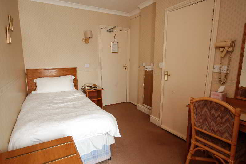 Fernbank Hotel Basingstoke Zewnętrze zdjęcie