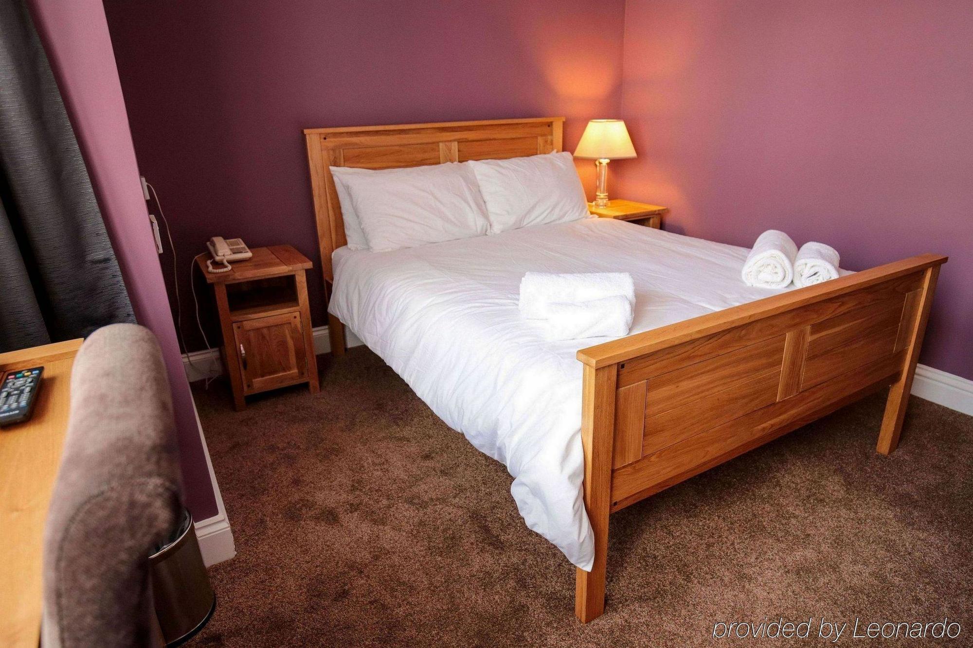 Fernbank Hotel Basingstoke Zewnętrze zdjęcie