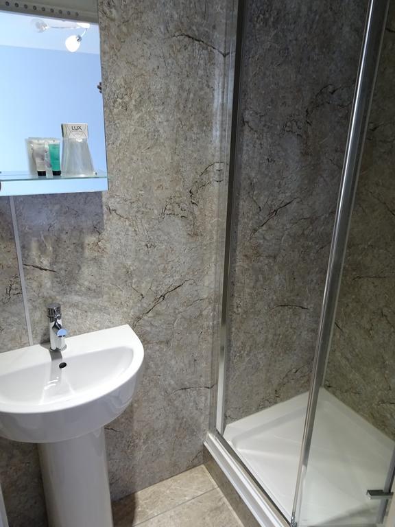 Fernbank Hotel Basingstoke Zewnętrze zdjęcie