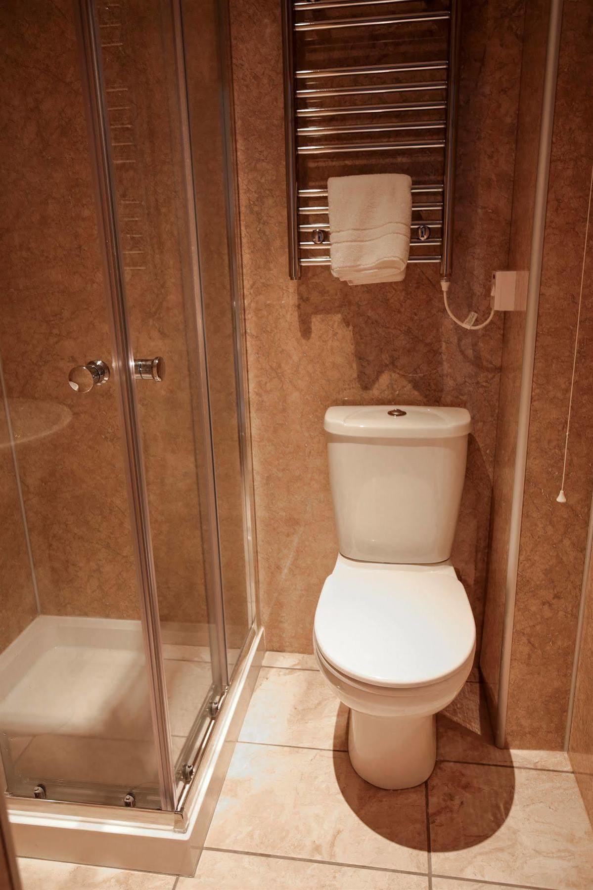 Fernbank Hotel Basingstoke Zewnętrze zdjęcie