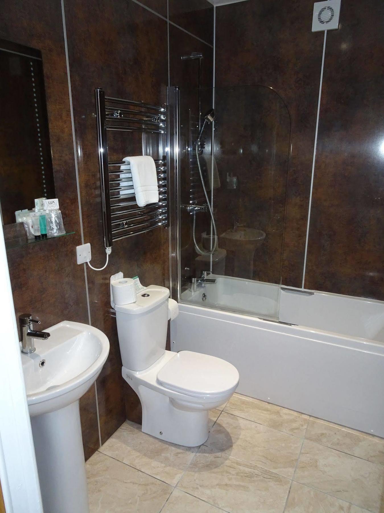 Fernbank Hotel Basingstoke Zewnętrze zdjęcie