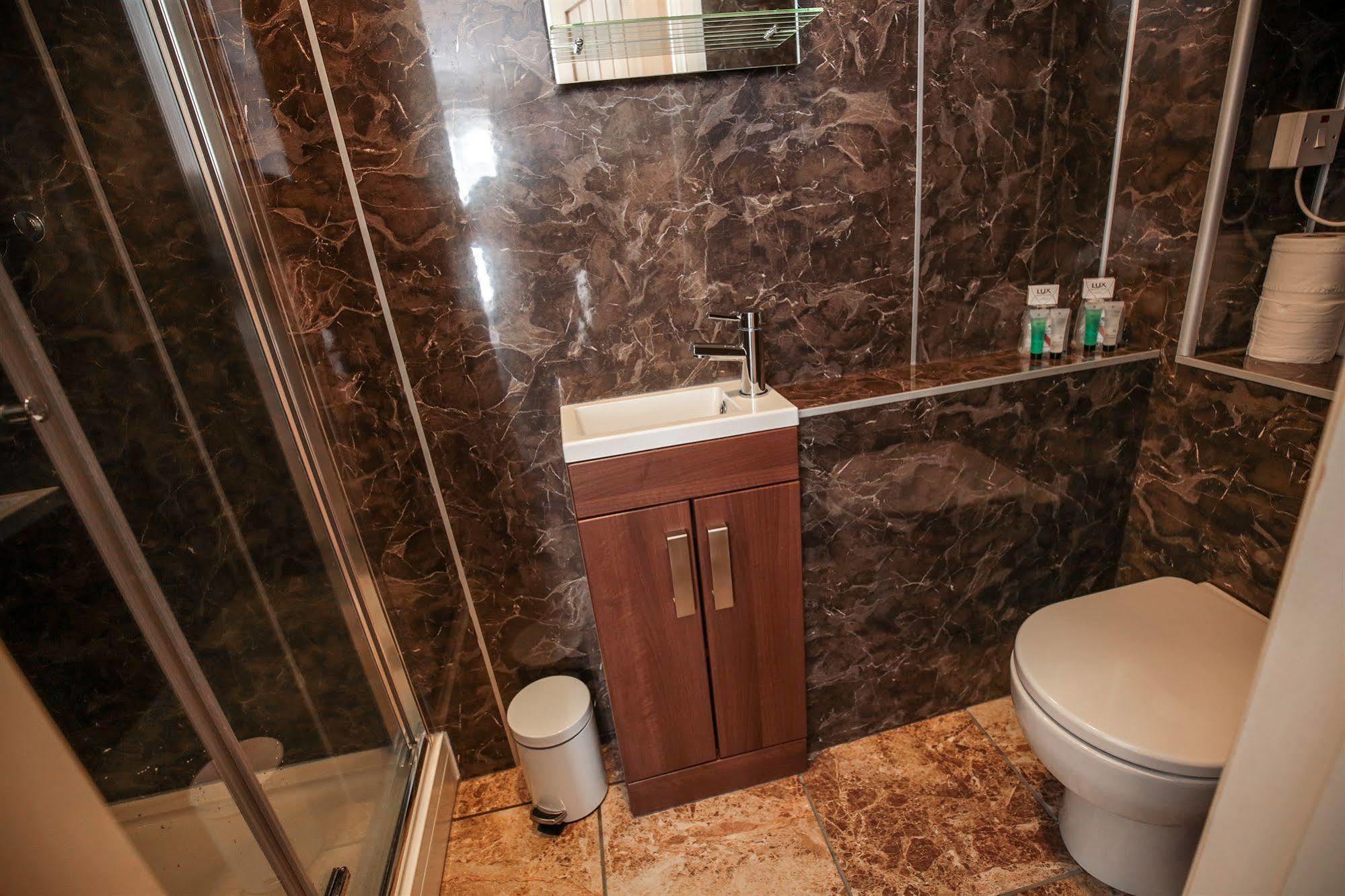 Fernbank Hotel Basingstoke Zewnętrze zdjęcie