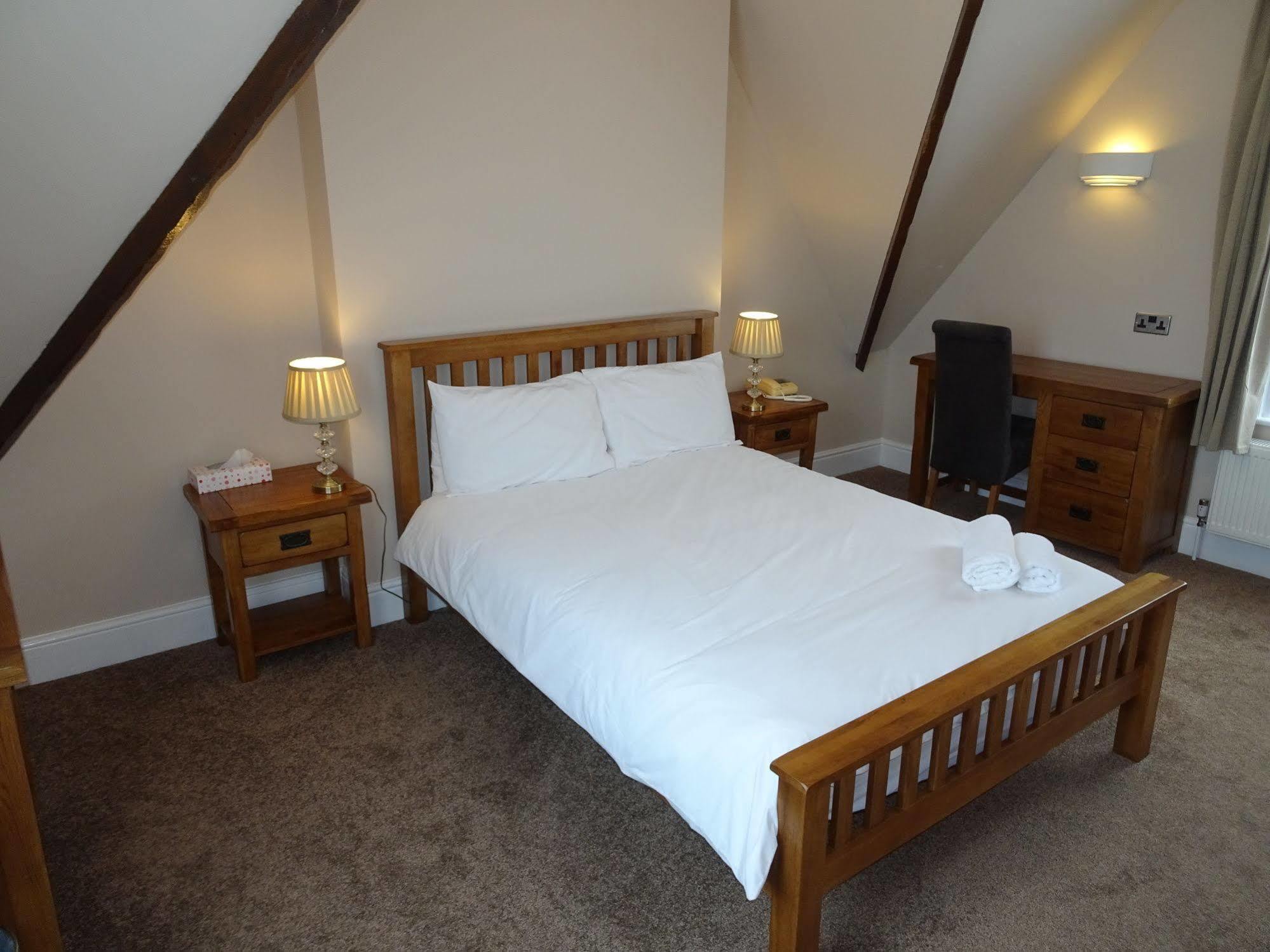 Fernbank Hotel Basingstoke Zewnętrze zdjęcie